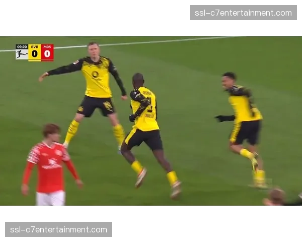 多特蒙德主场两球轻取美因茨 吉拉西关键进球巩固次席